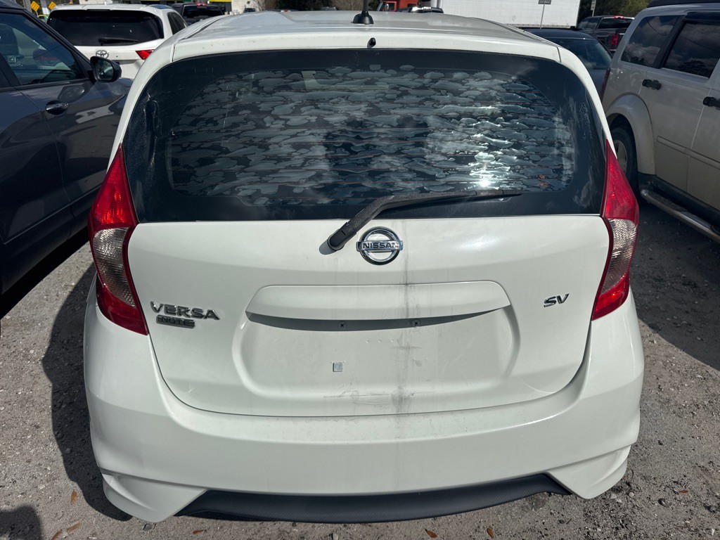 2018 Nissan Versa Image 5