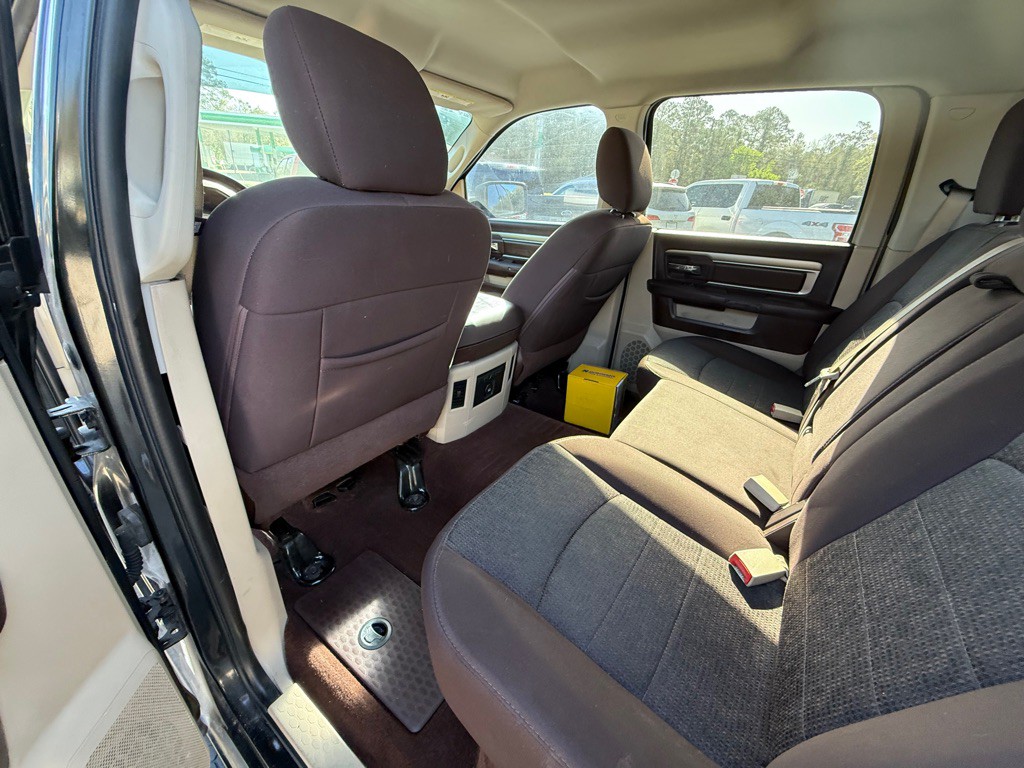2015 RAM 1500 Image 9
