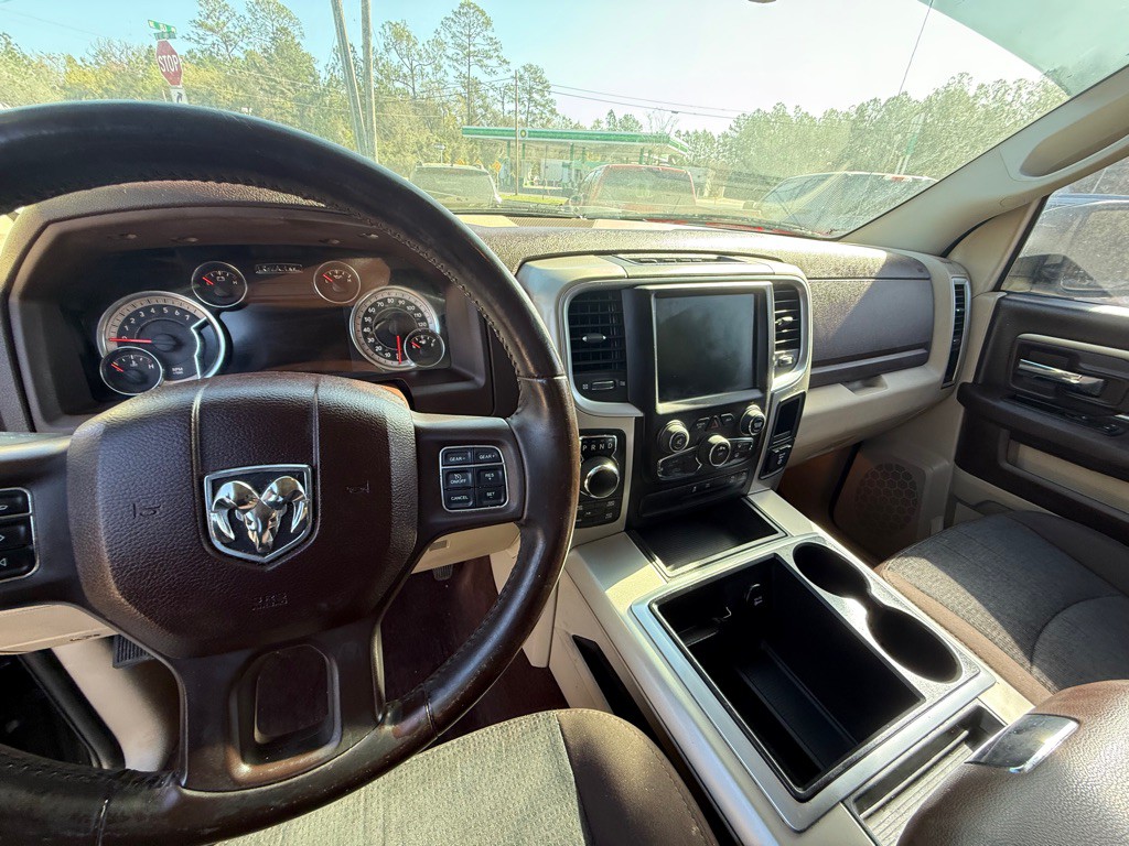 2015 RAM 1500 Image 10