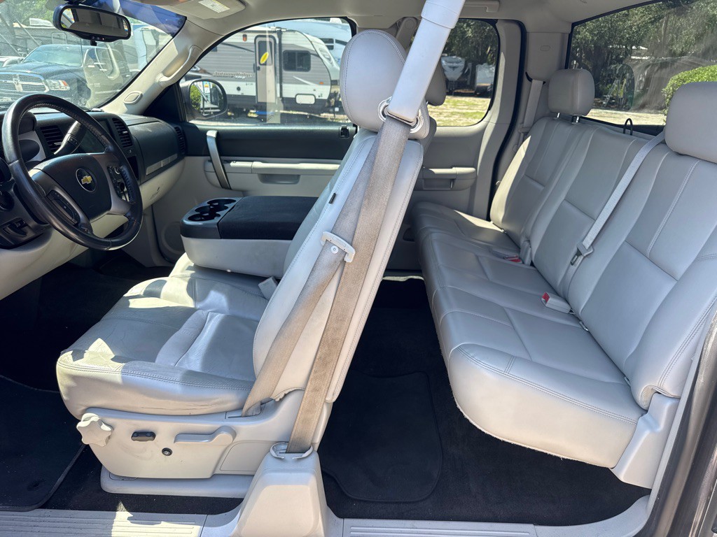 2011 Chevrolet Silverado 1500 Image 7