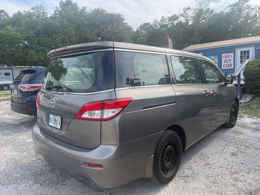 2015 Nissan Quest Image 4