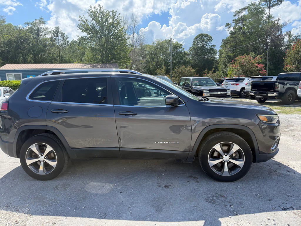 2019 Jeep Cherokee Image 4