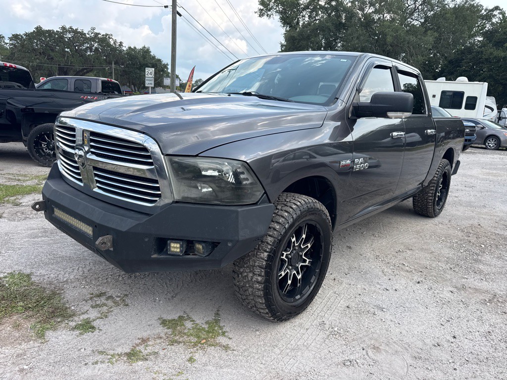 2014 RAM 1500 Image 1