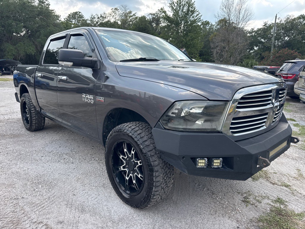 2014 RAM 1500 Image 3
