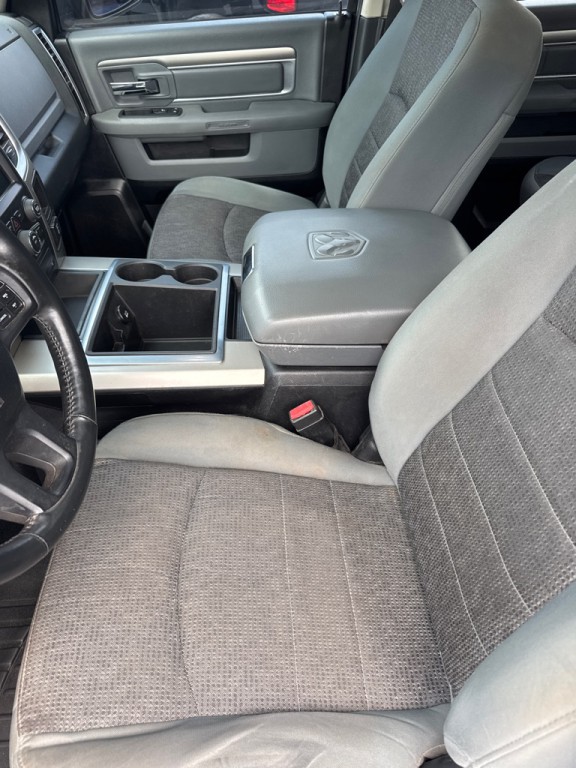 2014 RAM 1500 Image 7