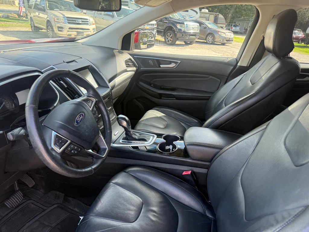 2017 Ford Edge Image 9
