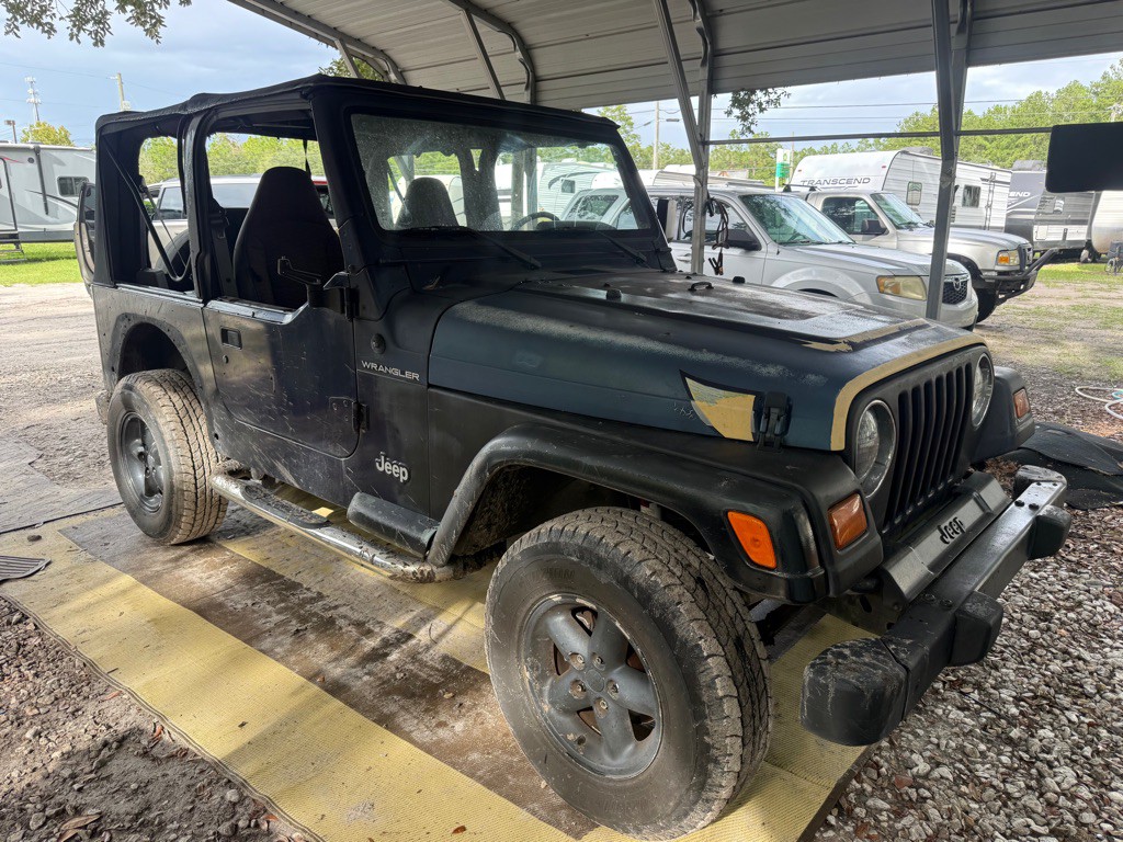 1999 Jeep Wrangler Image 2