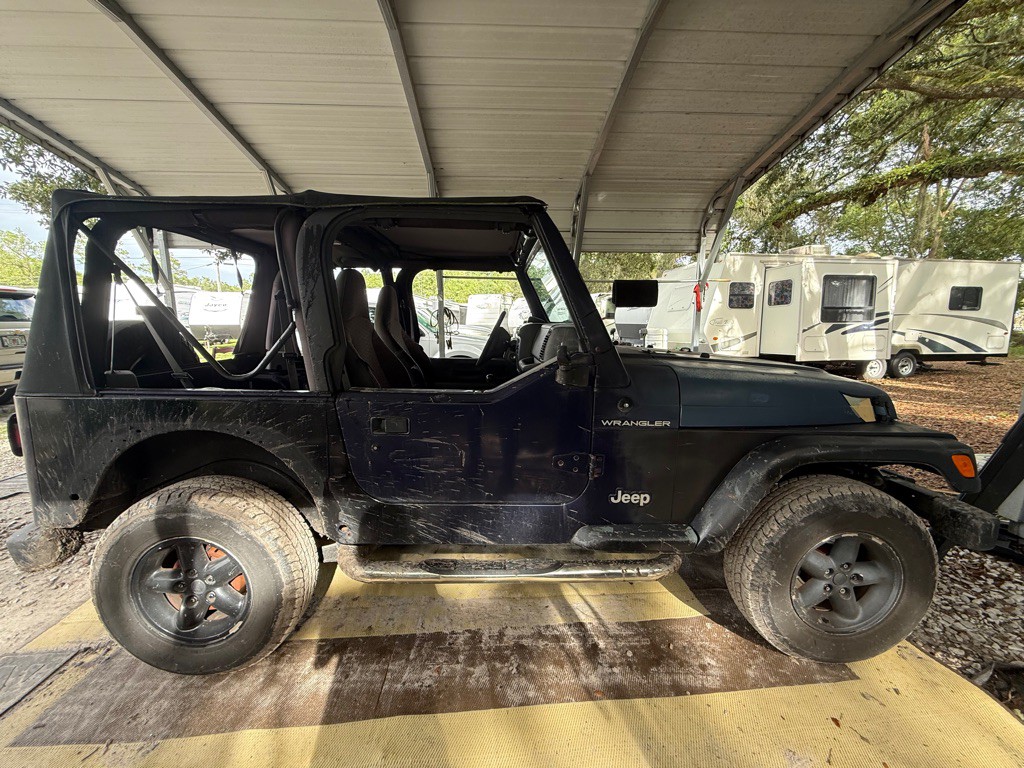 1999 Jeep Wrangler Image 4