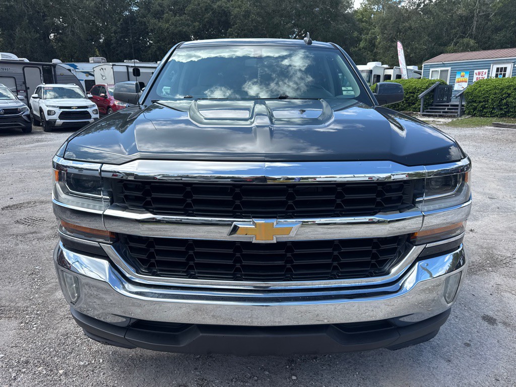 2018 Chevrolet Silverado 1500 Image 2