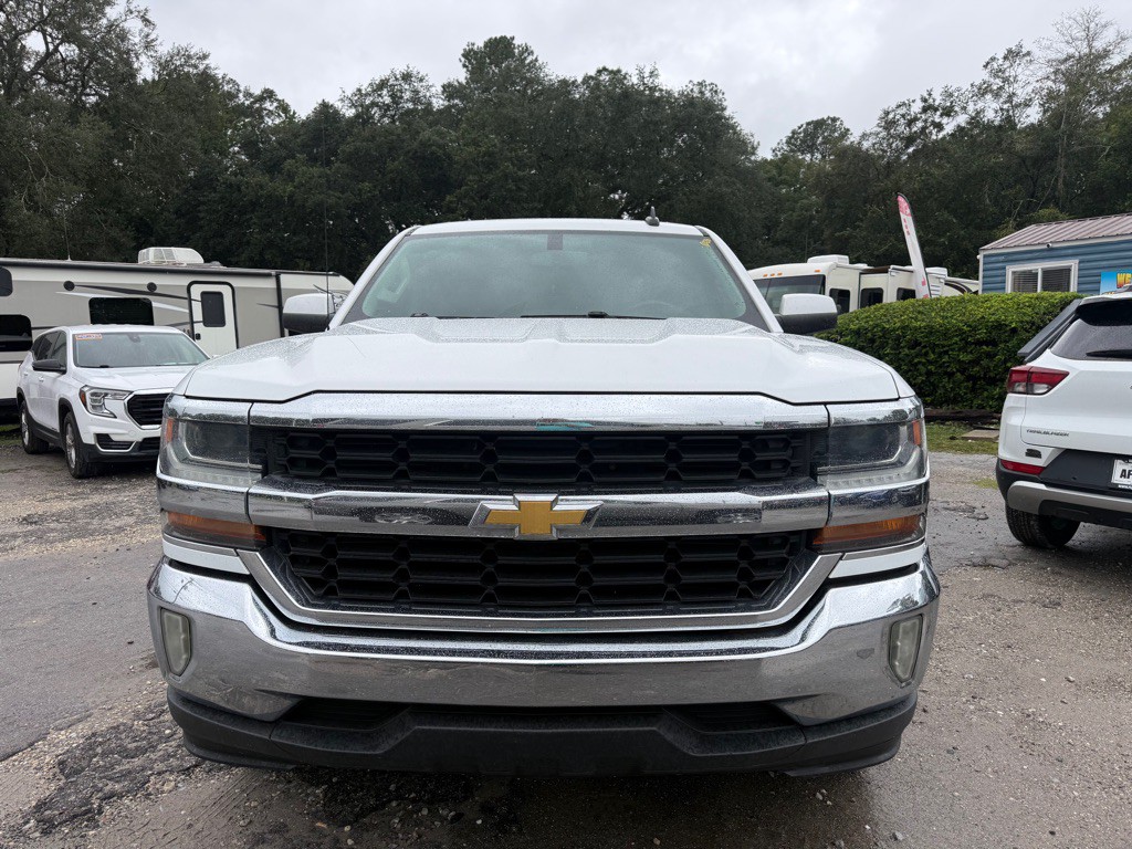 2017 Chevrolet Silverado 1500 Image 2
