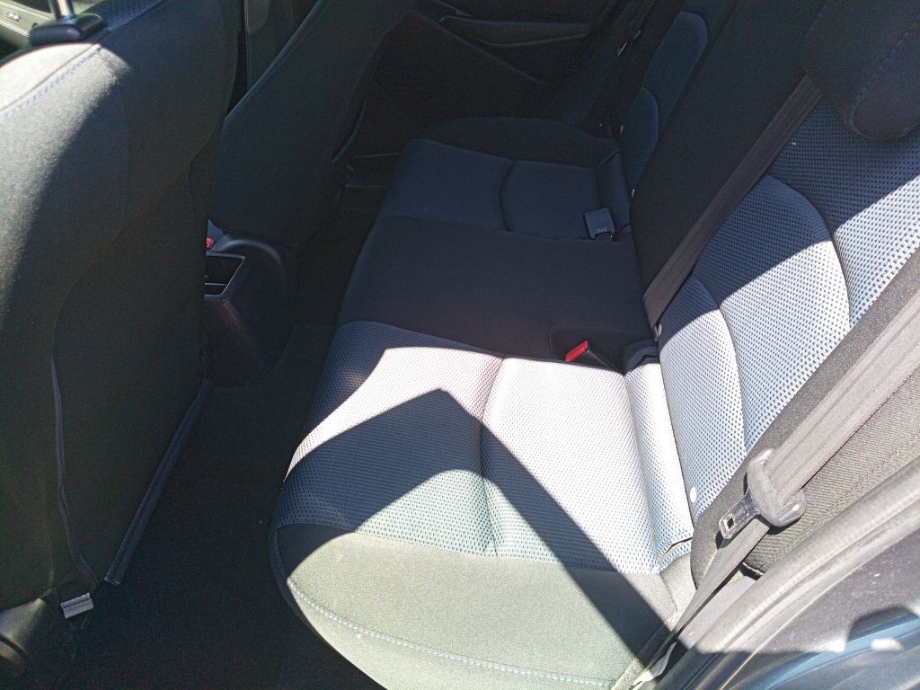 2017 Toyota Yaris Image 10