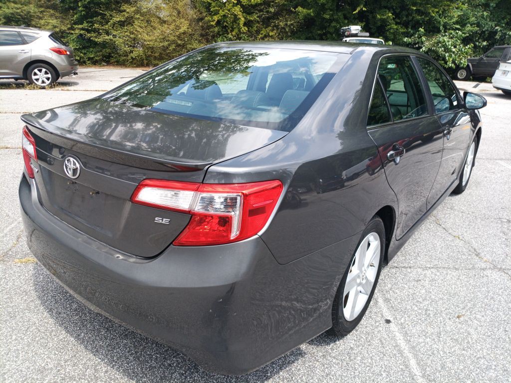 2013 Toyota Camry Image 5