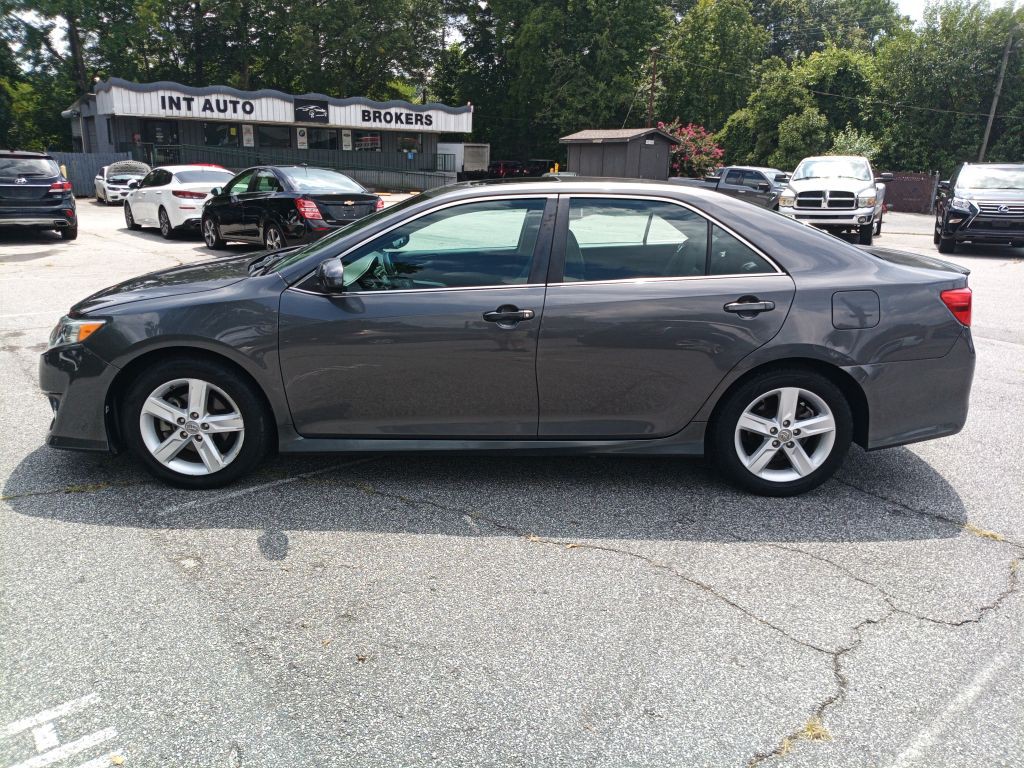 2013 Toyota Camry Image 8
