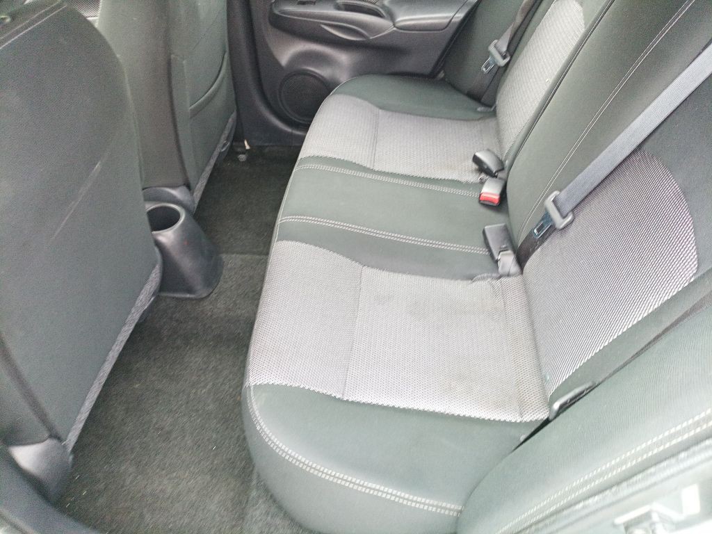 2019 Nissan Versa Image 9
