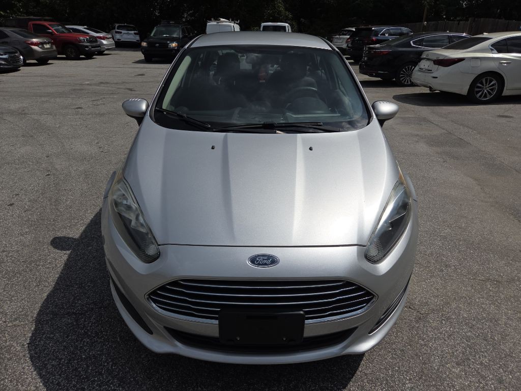 2017 Ford Fiesta Image 2