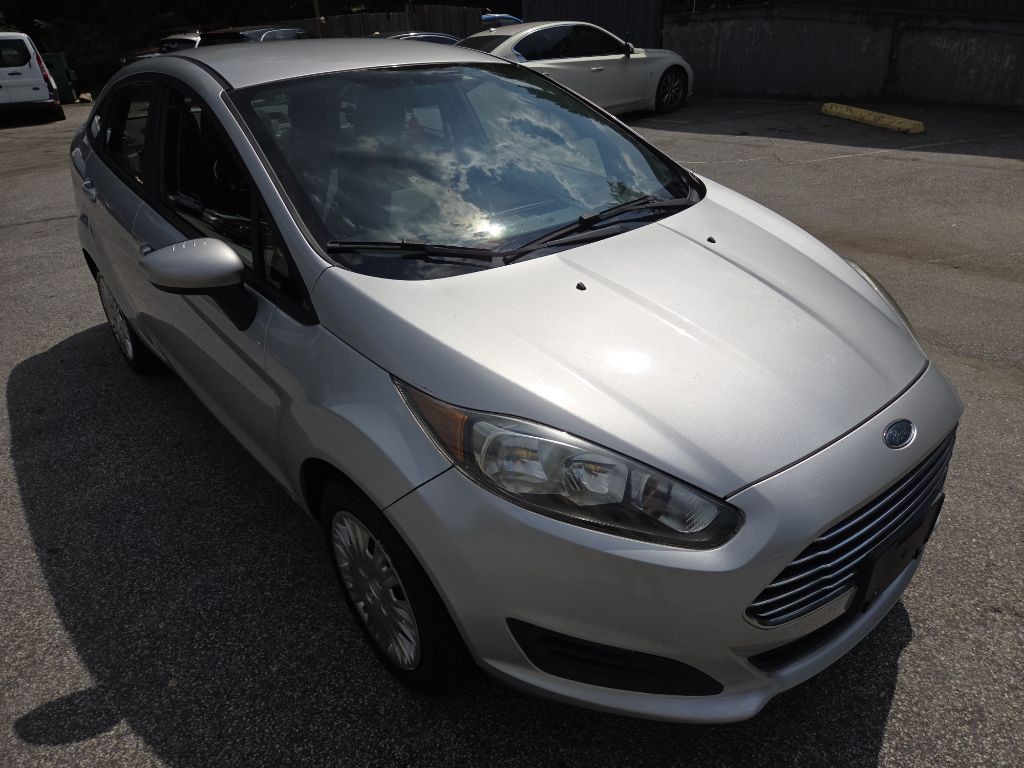 2017 Ford Fiesta Image 3