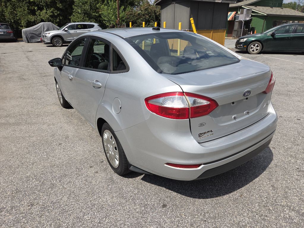 2017 Ford Fiesta Image 7
