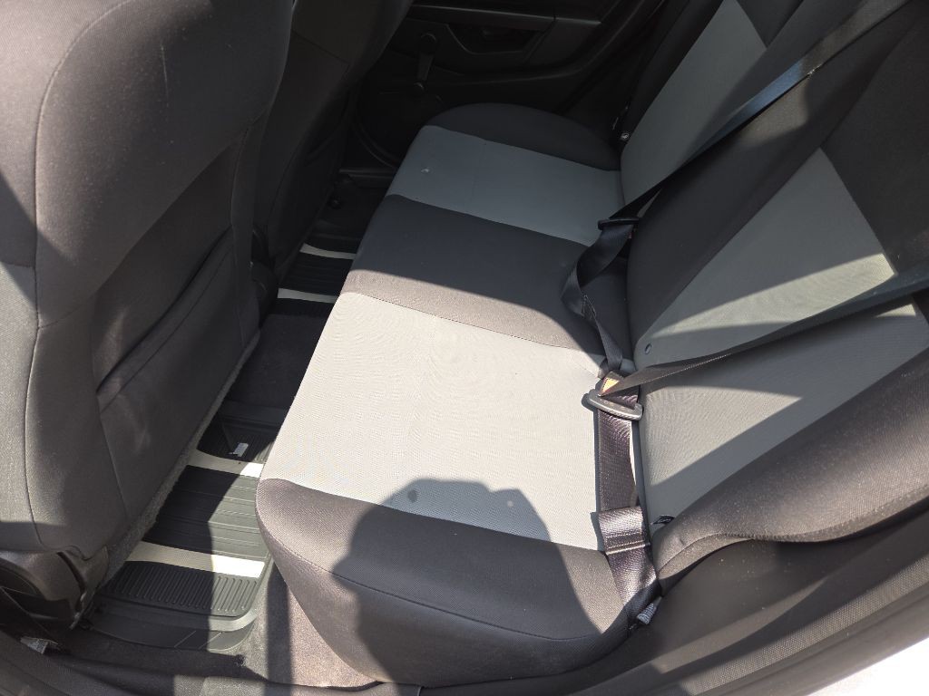 2017 Ford Fiesta Image 10