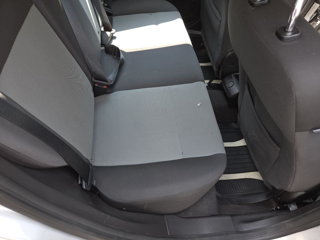 2017 Ford Fiesta Image 14