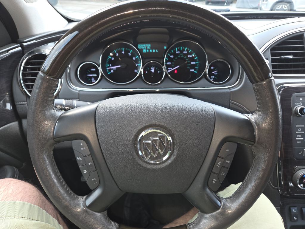 2015 Buick Enclave Image 16