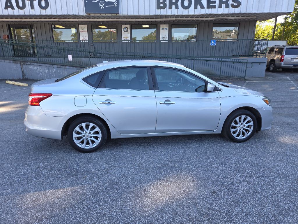 2019 Nissan Sentra Image 4