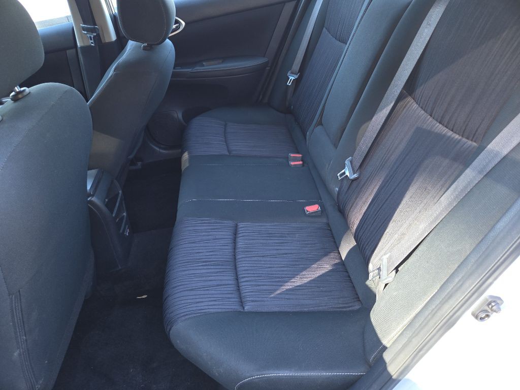 2019 Nissan Sentra Image 10