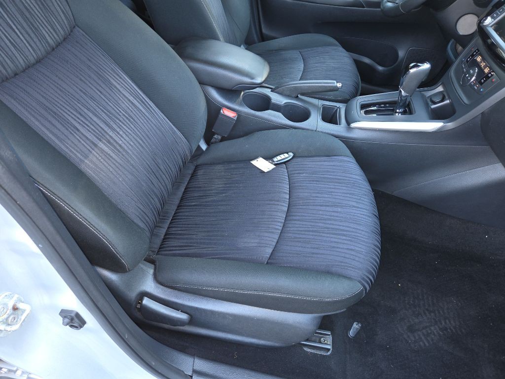2019 Nissan Sentra Image 11