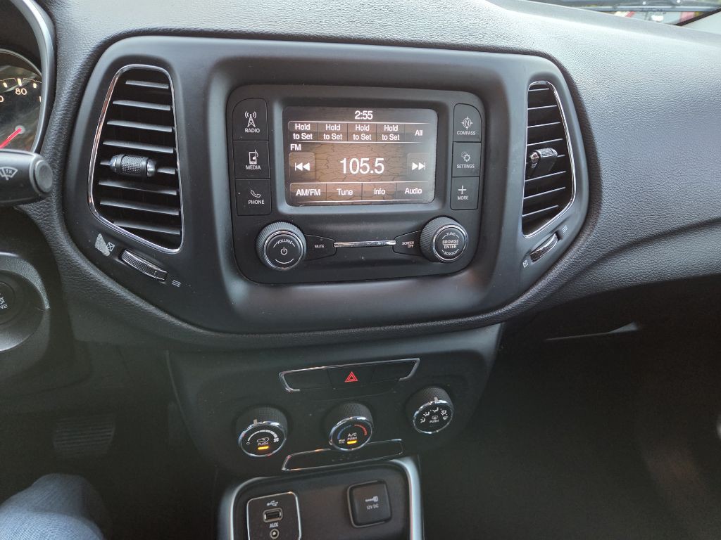 2018 Jeep Compass Image 13