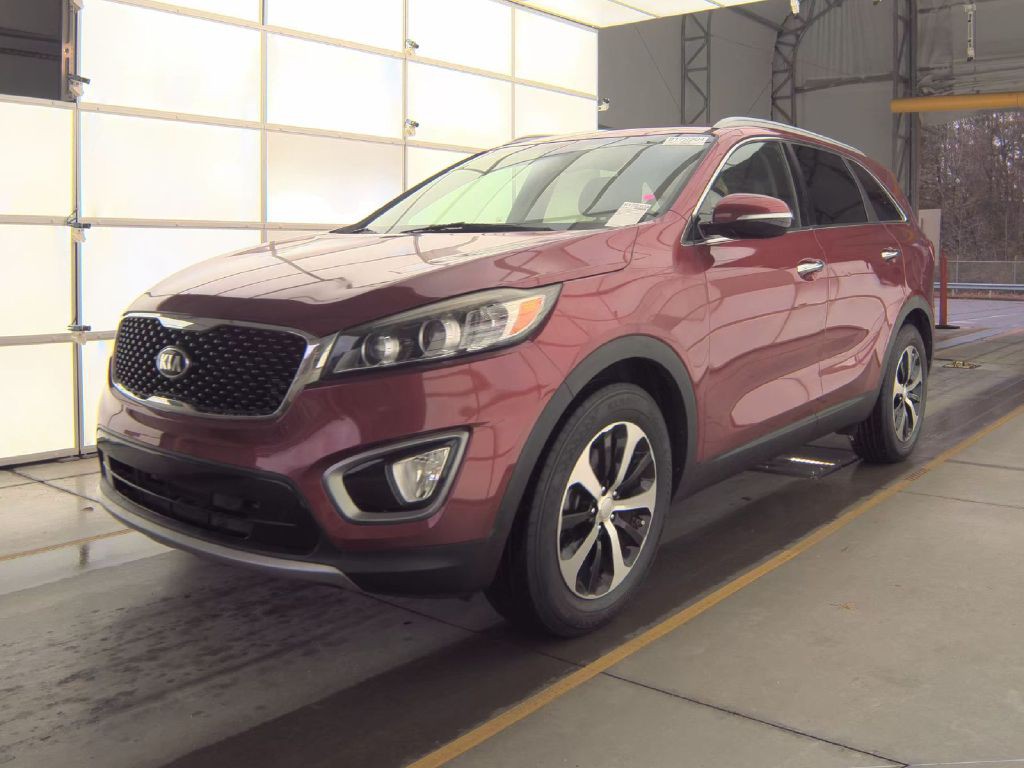 2016 Kia Sorento Image 1