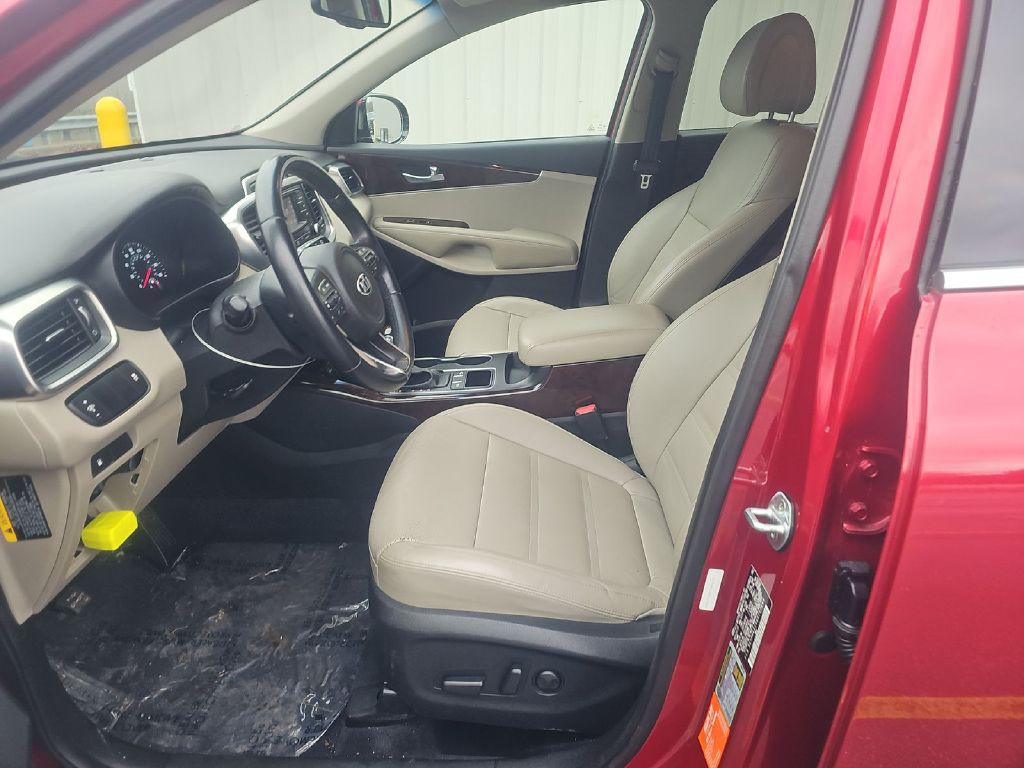 2016 Kia Sorento Image 7