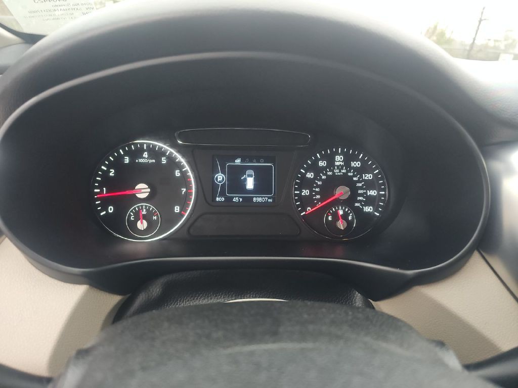 2016 Kia Sorento Image 12