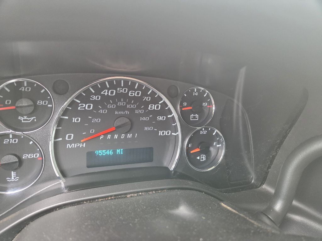 2019 Chevrolet Express Image 16