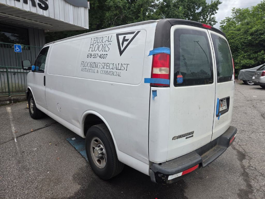 2013 Chevrolet Express Image 4
