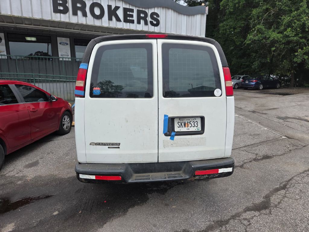 2013 Chevrolet Express Image 5