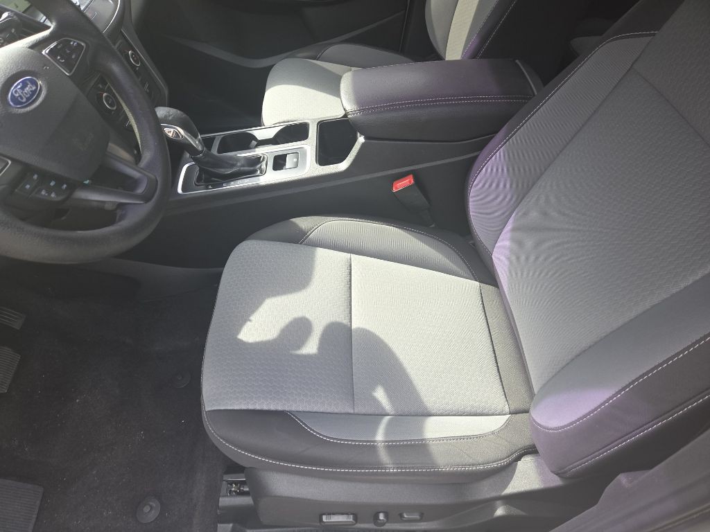 2018 Ford Escape Image 9