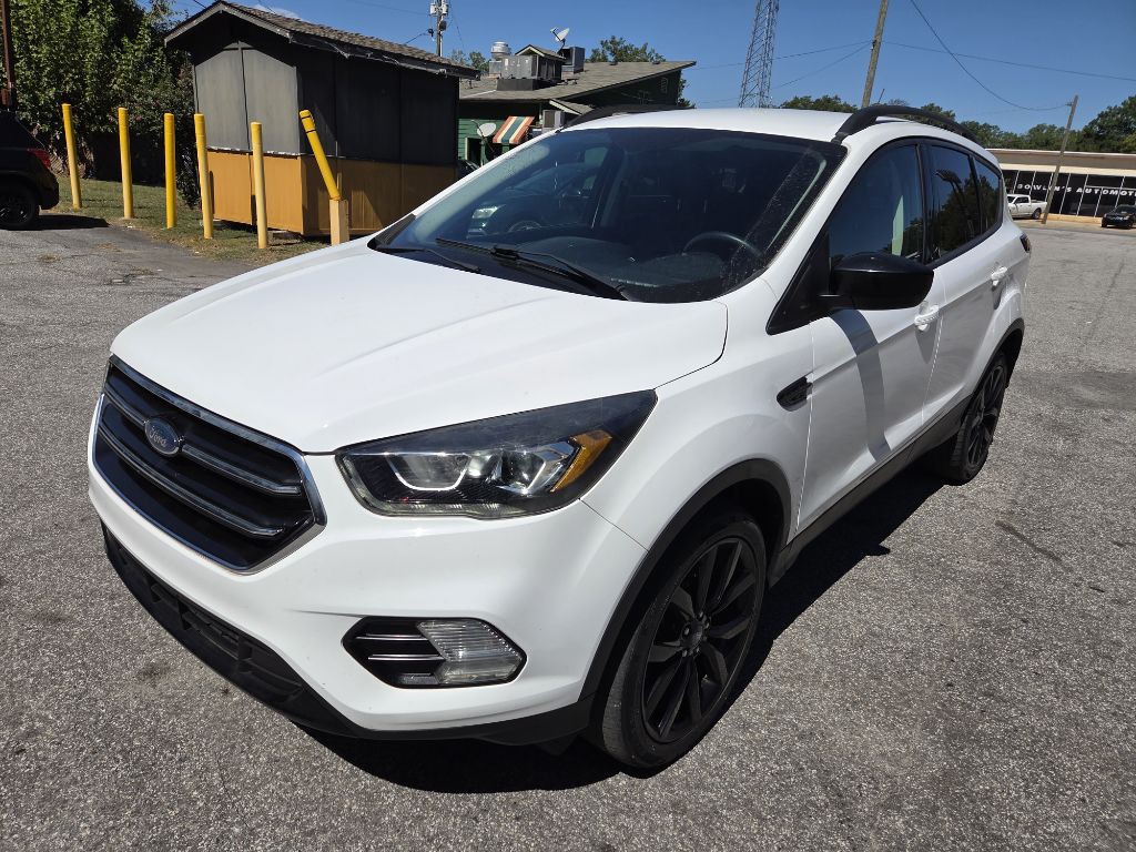 2019 Ford Escape Image 2