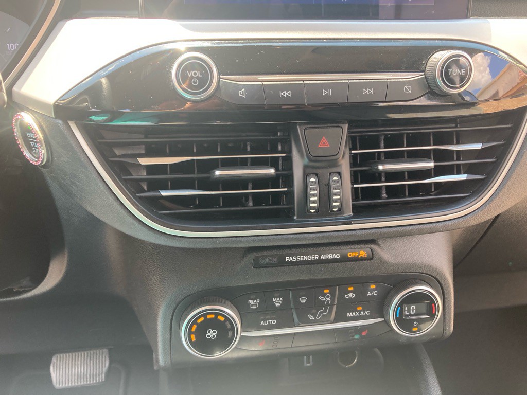 2020 Ford Escape Image 15