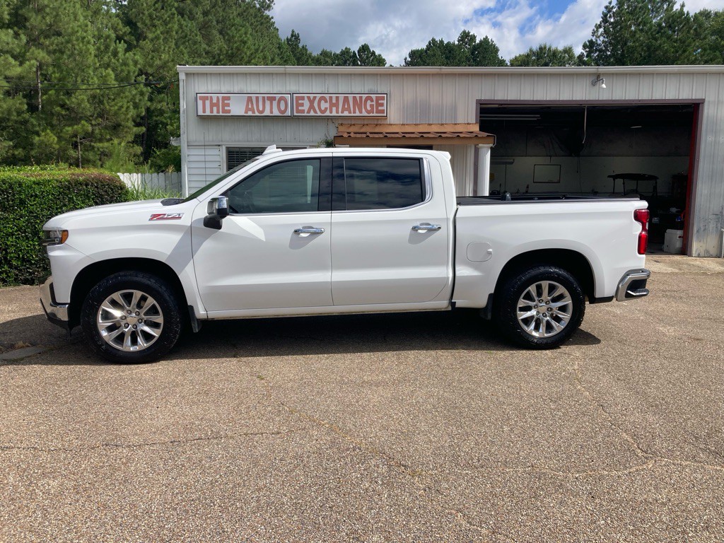 2021 Chevrolet Silverado 1500 Image 1