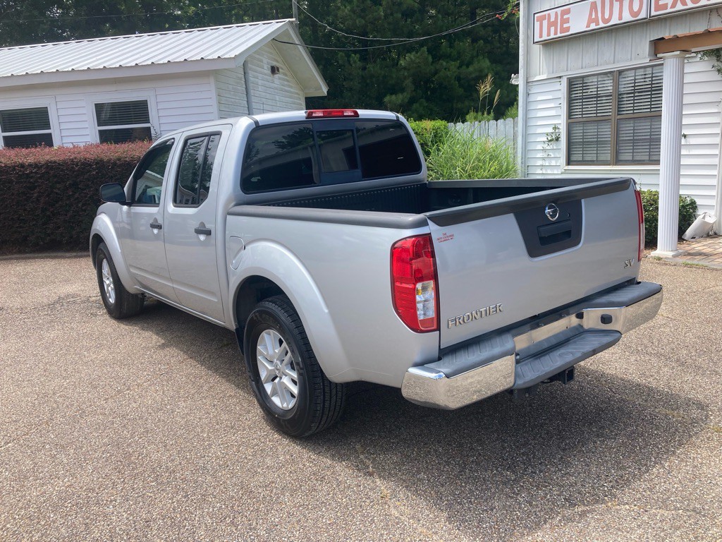 2018 Nissan Frontier Image 5