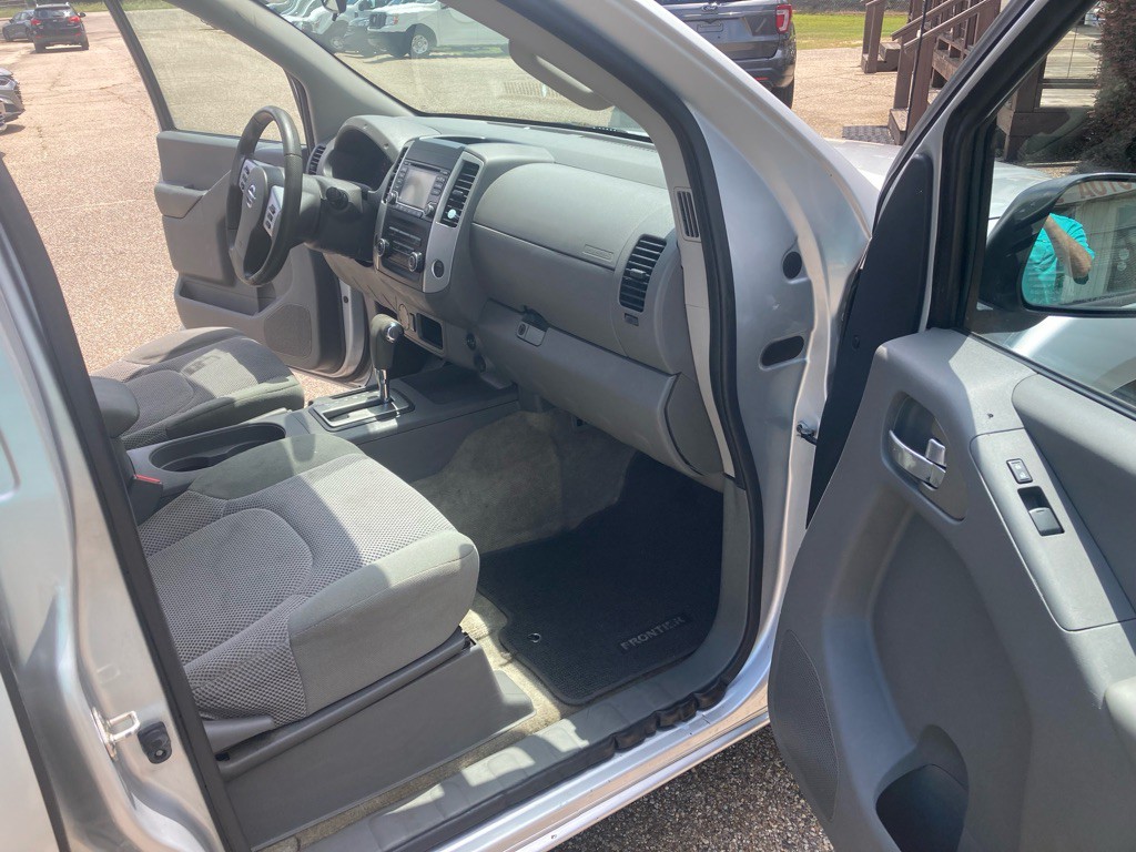 2018 Nissan Frontier Image 9