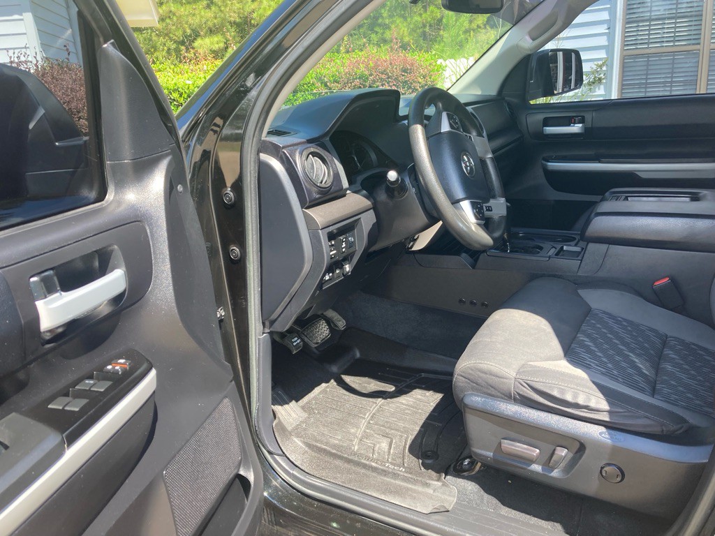 2019 Toyota Tundra Image 5