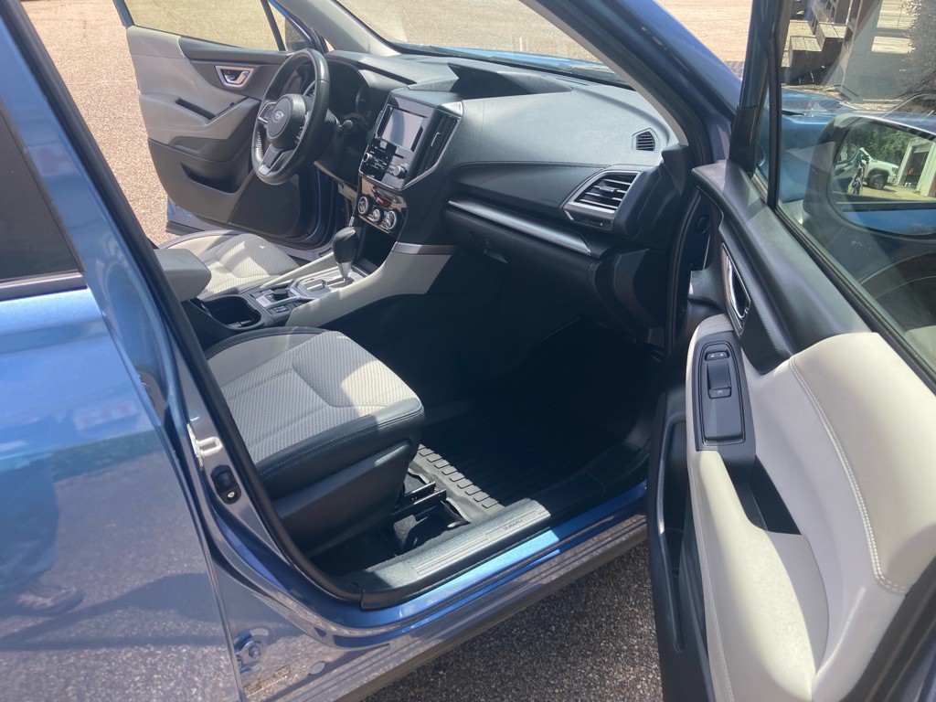 2023 Subaru Forester Image 7