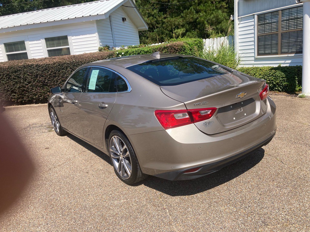 2023 Chevrolet Malibu Image 4