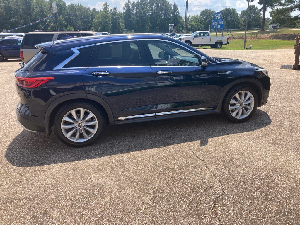 2019 INFINITI QX50 Image 2