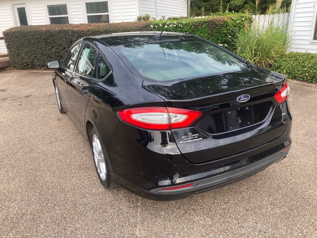 2016 Ford Fusion Image 5