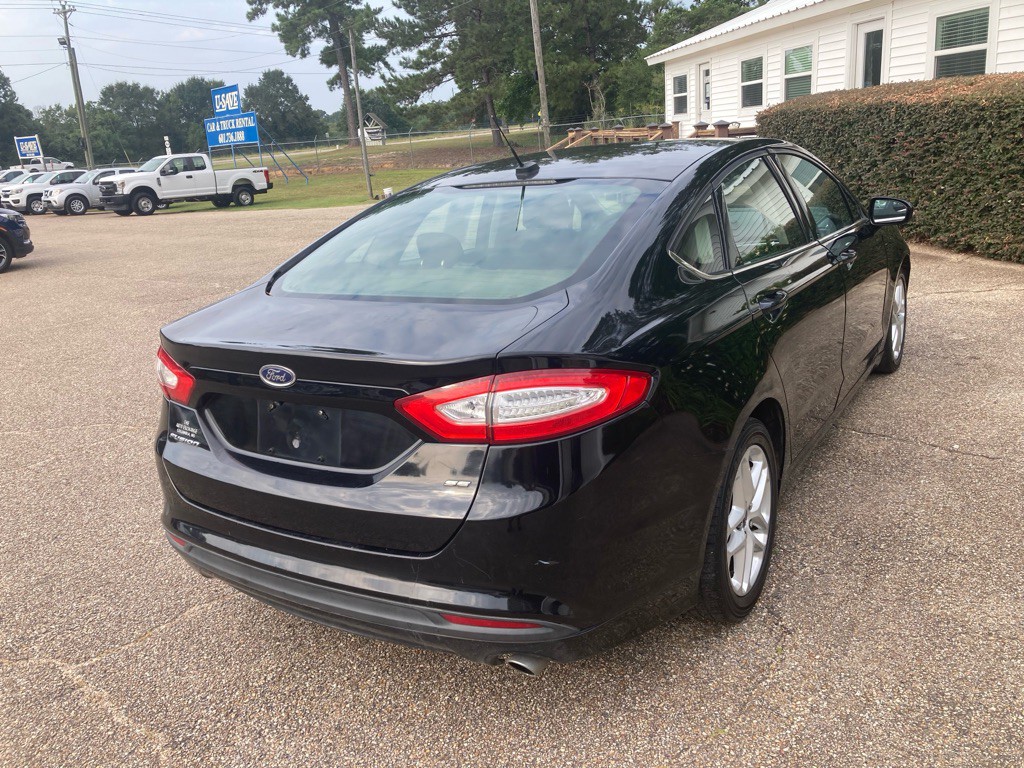 2016 Ford Fusion Image 6