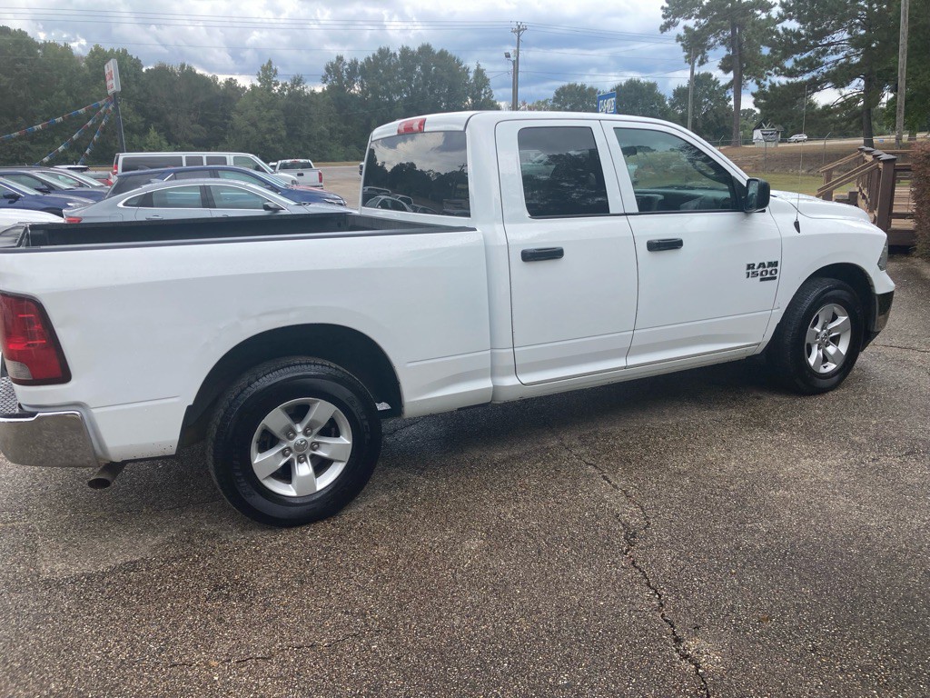 2021 RAM 1500 Image 2