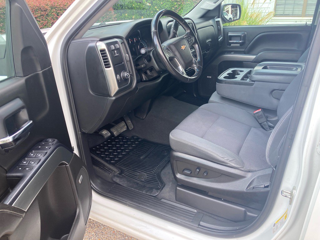 2018 Chevrolet Silverado 1500 Image 3