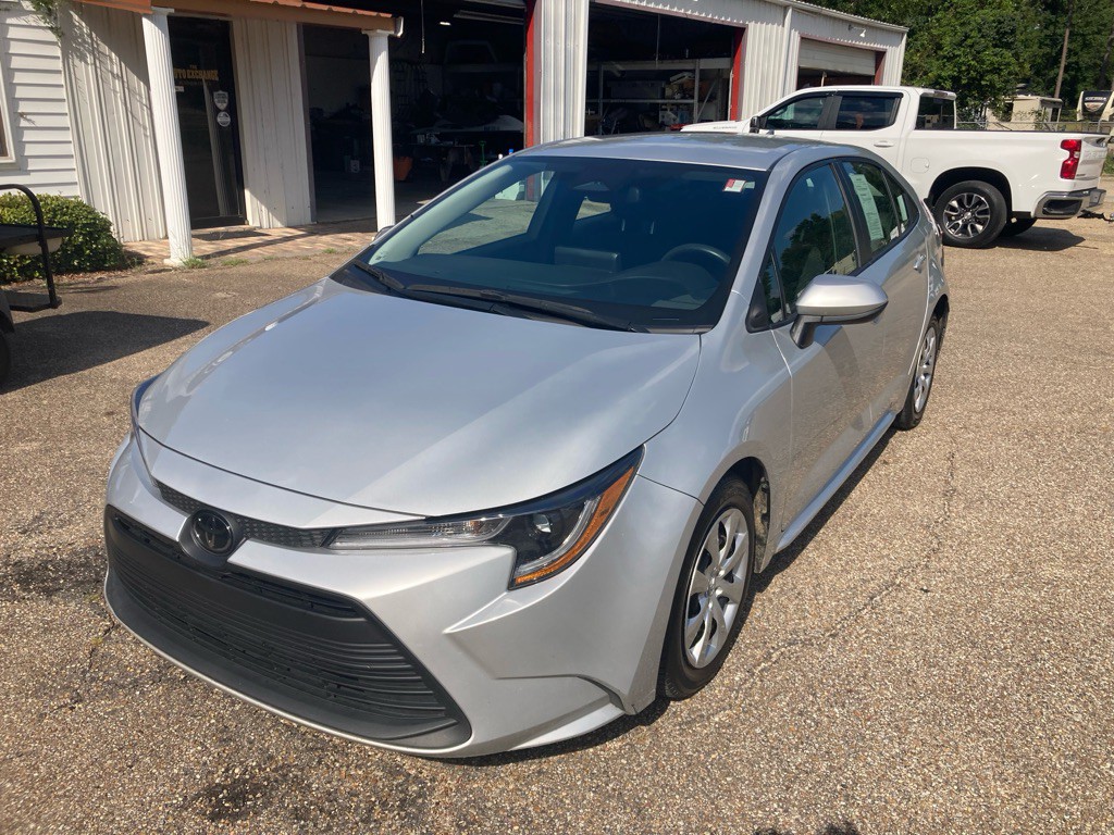 2023 Toyota Corolla Image 3