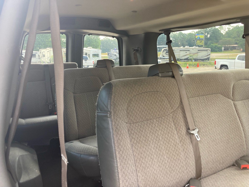 2020 Chevrolet Express Image 10